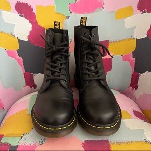 Doc martens 1460 pascal leather boots